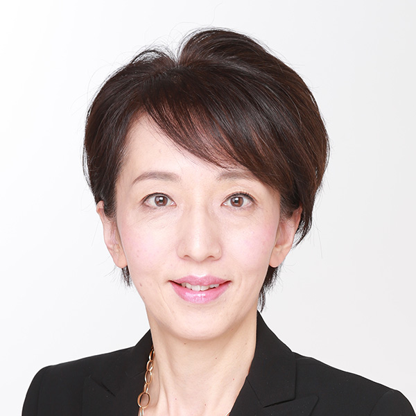 澤谷由里子